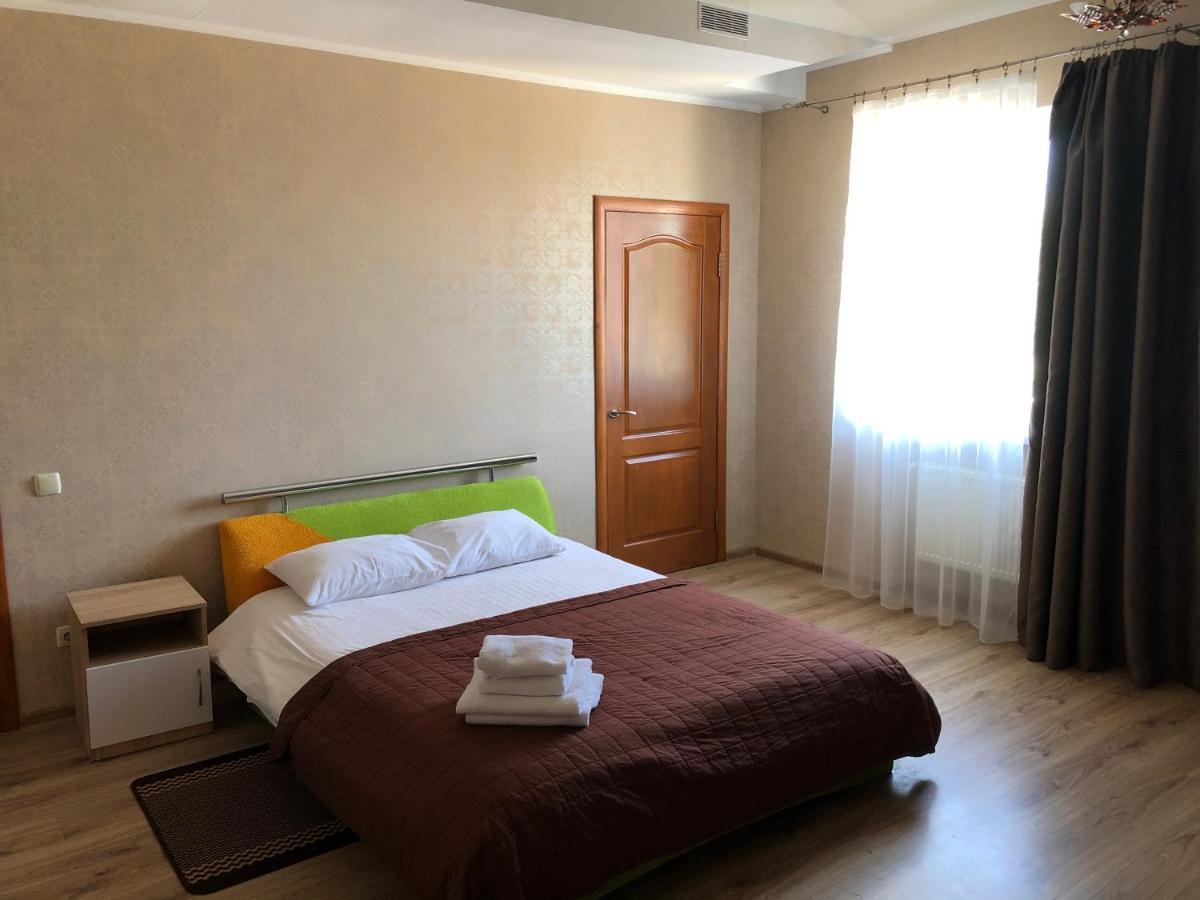 Zhuliany City Hotel Gatnoye Екстериор снимка
