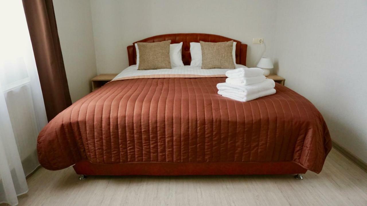Zhuliany City Hotel Gatnoye Екстериор снимка
