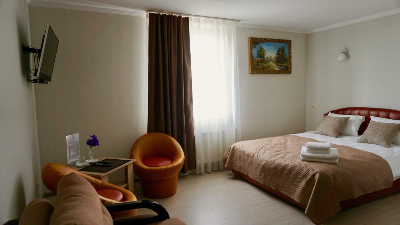 Zhuliany City Hotel Gatnoye Екстериор снимка