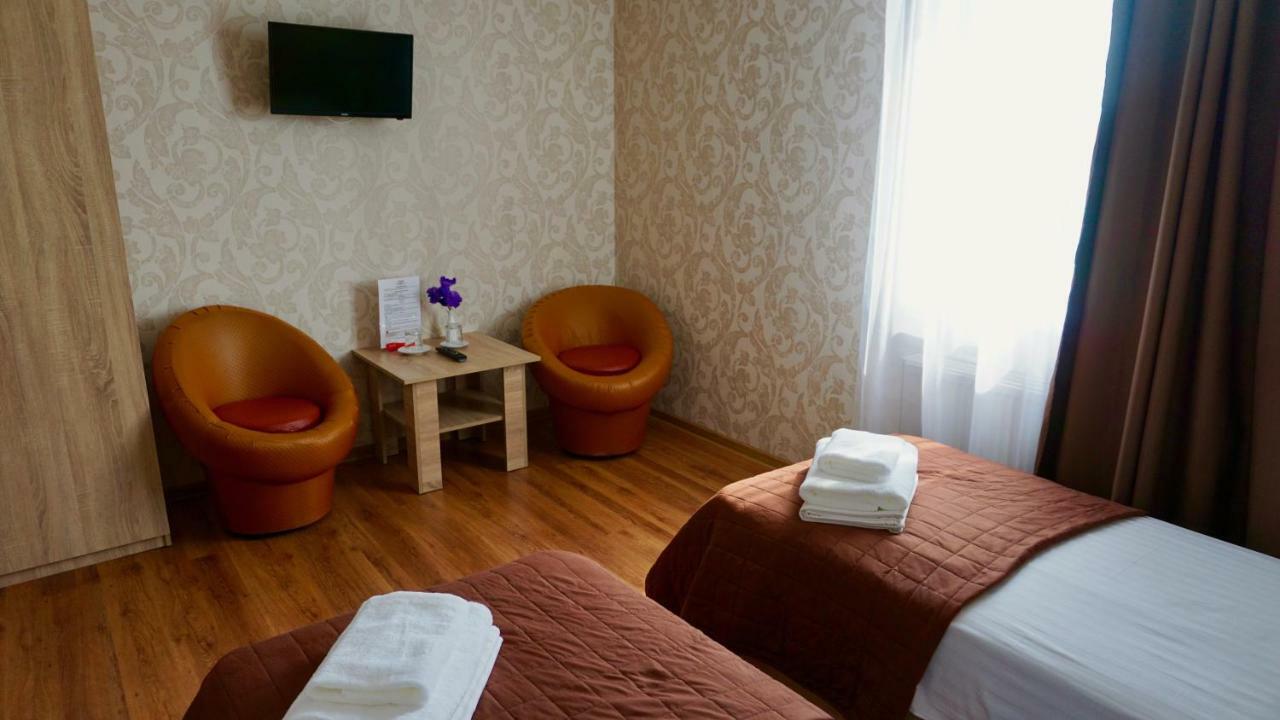 Zhuliany City Hotel Gatnoye Екстериор снимка