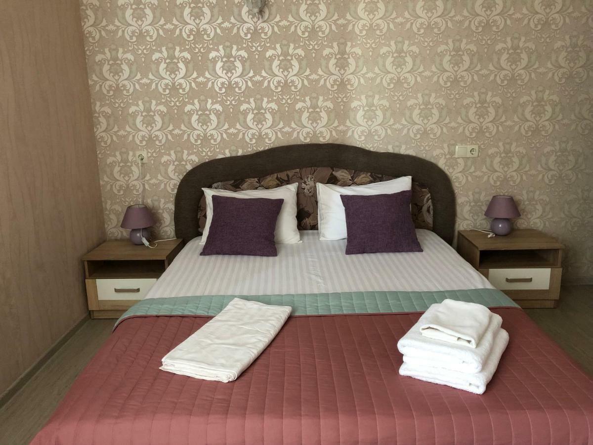 Zhuliany City Hotel Gatnoye Екстериор снимка